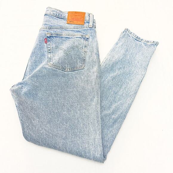 Levi's 501 Skinny Light Wash Denim Jeans Button Fly Capital Letters SIze 31 x 30 - Picture 9 of 9